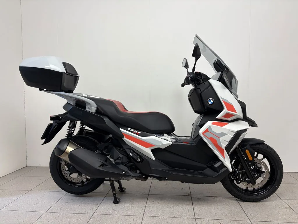 BMW C 400 X (2020) — foto 1