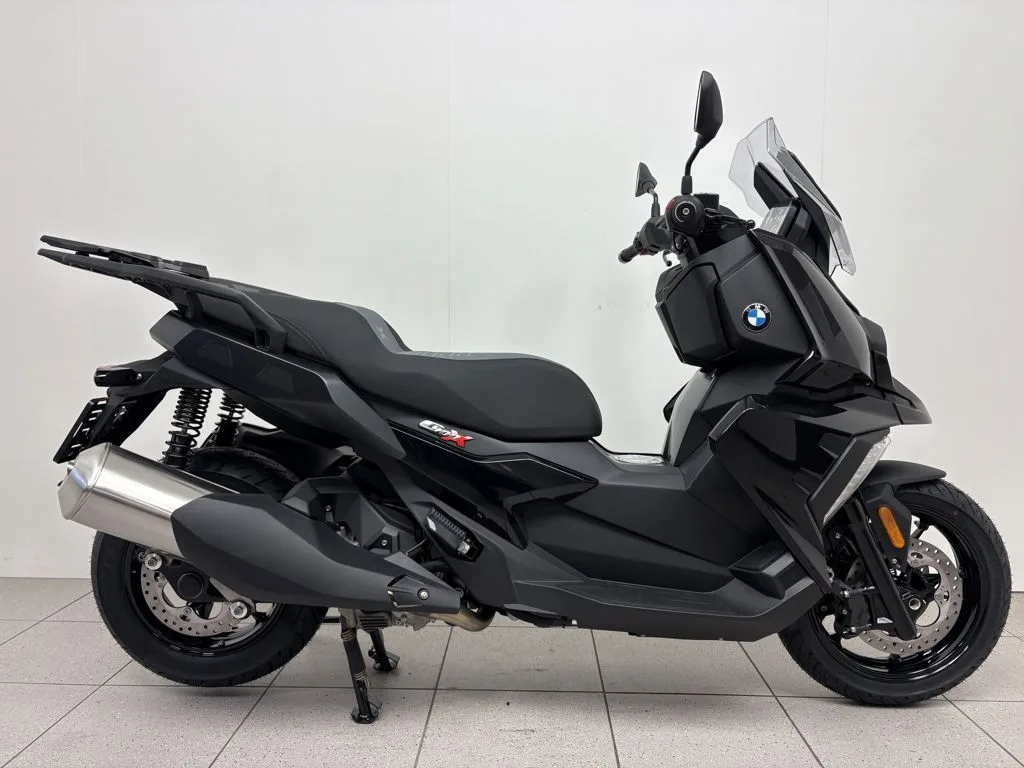 BMW C 400 X (2026) — foto 1