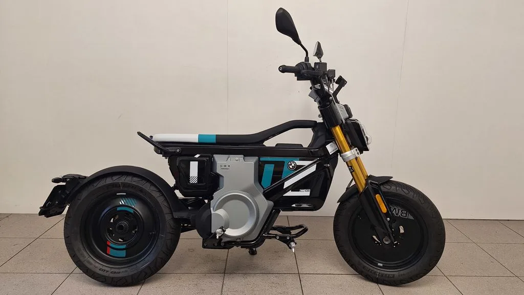 BMW CE 02 (2025) — foto 1