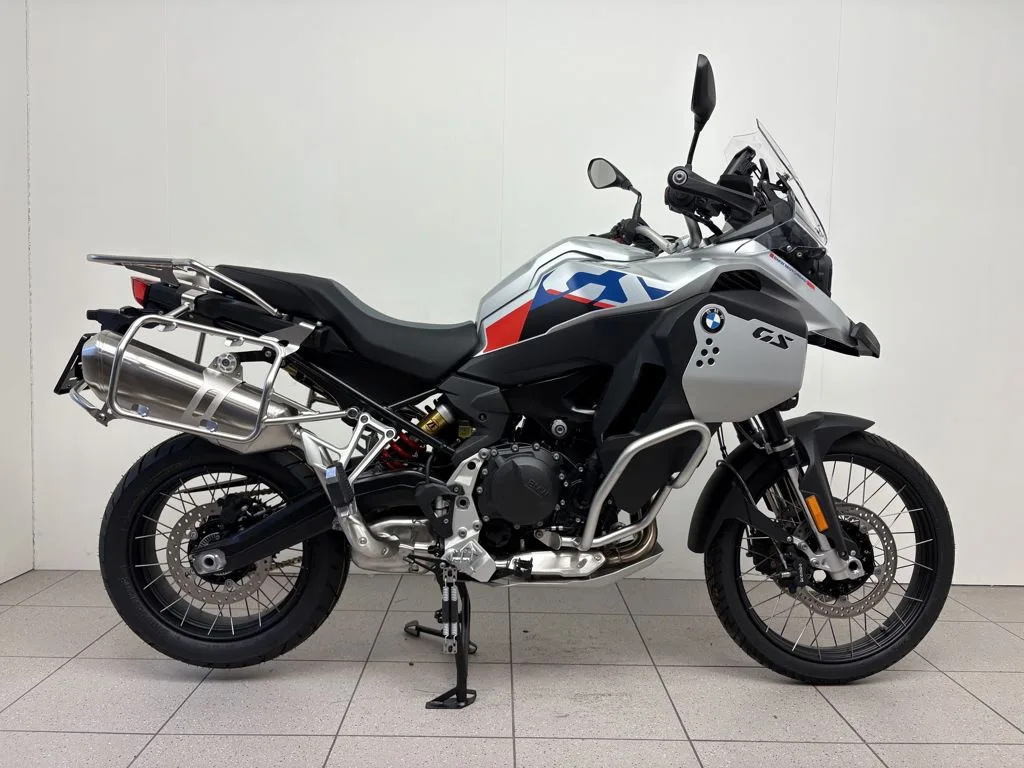 BMW F 900 GS Adventure (2025) — foto 1