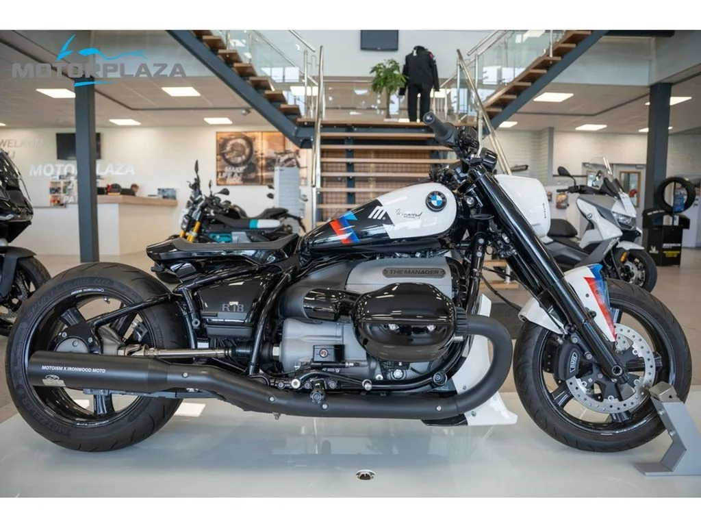 BMW R 18 The Manager (2022) — foto 1