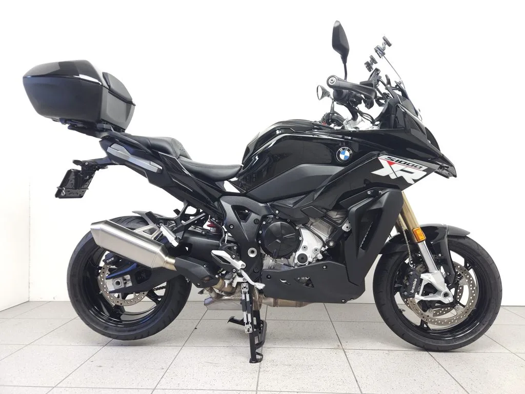 BMW S 1000 XR (2024) — foto 1