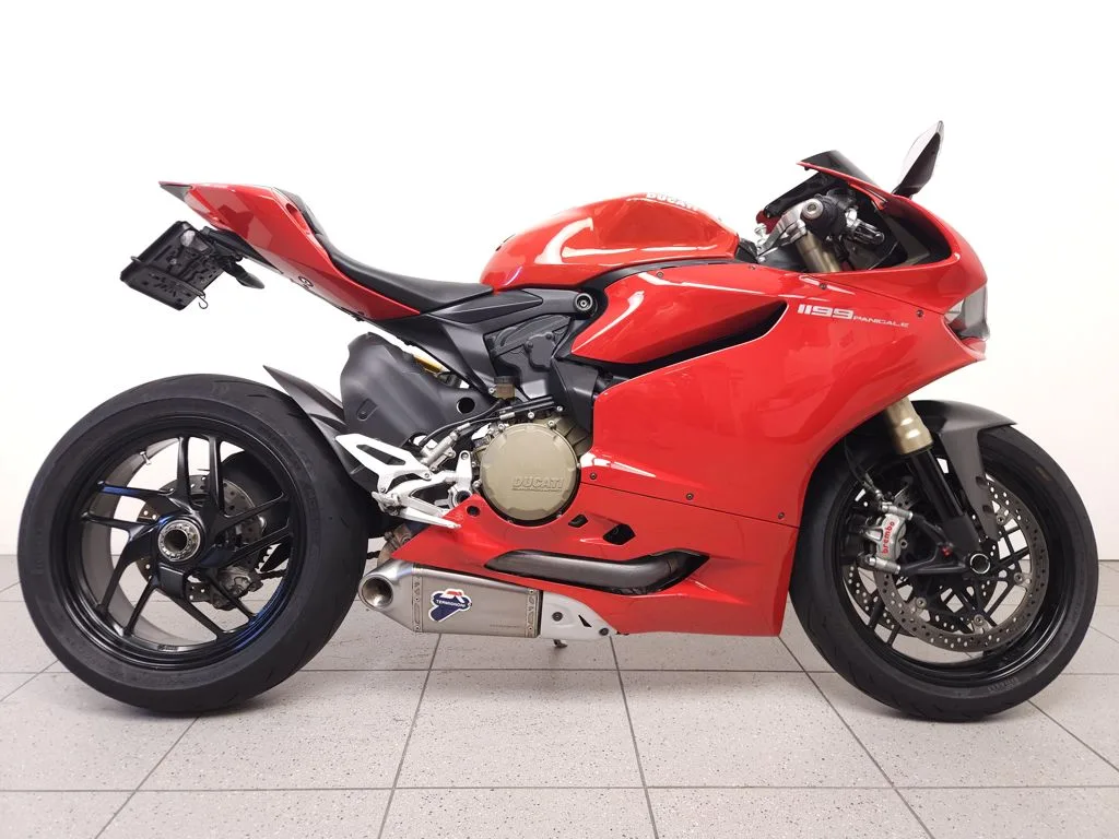Ducati 1199 Panigale (2013) — foto 1