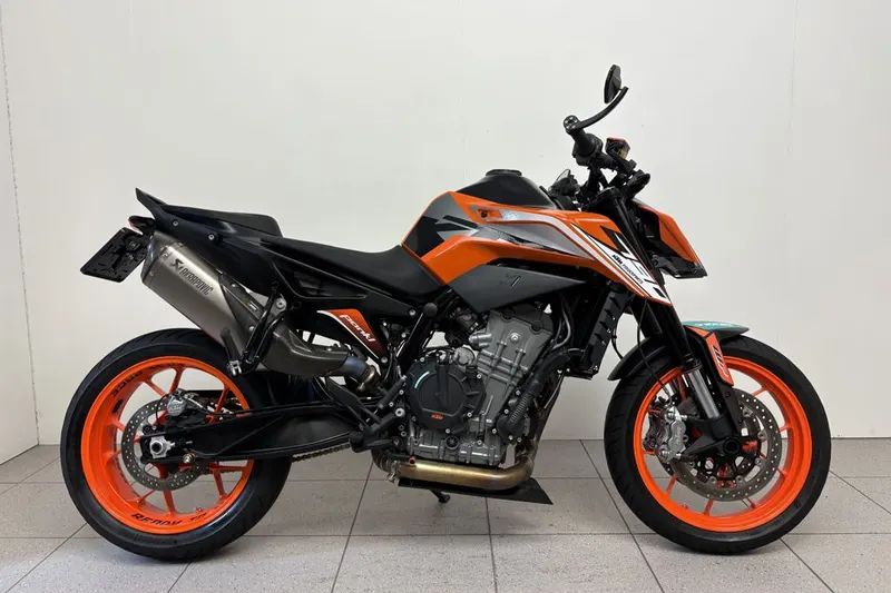 KTM 790 Duke (2022)