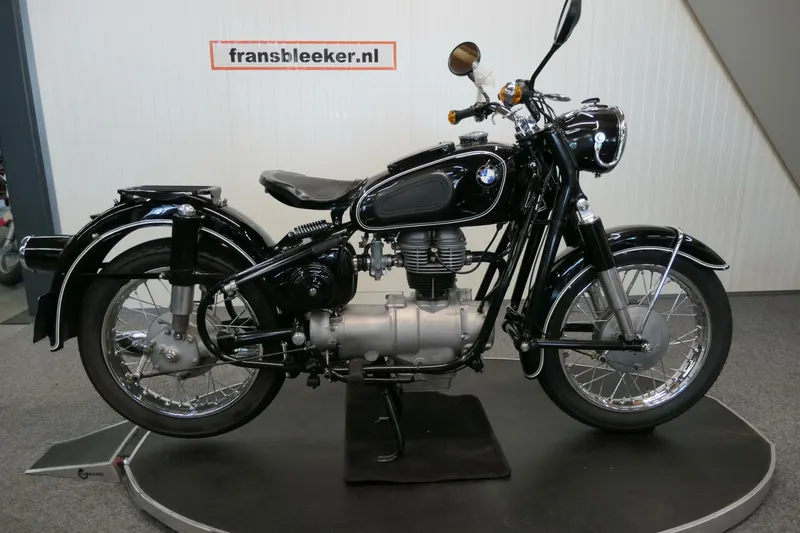 BMW R 27 (1964)
