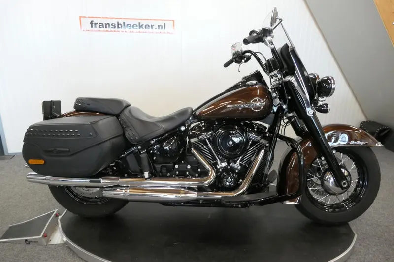 Harley-Davidson 107 FLHCS Softail Heritage Classic (2019)
