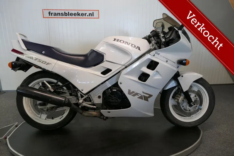 Honda VFR 750 F (1986)