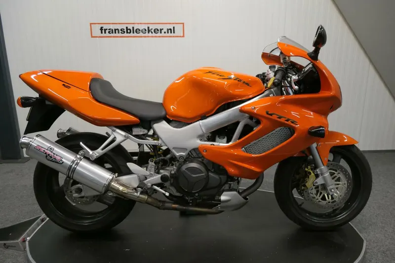Honda VTR 1000 F Firestorm (2000)