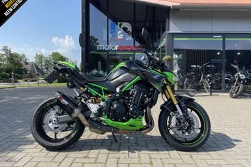 Kawasaki Z900 (2022)