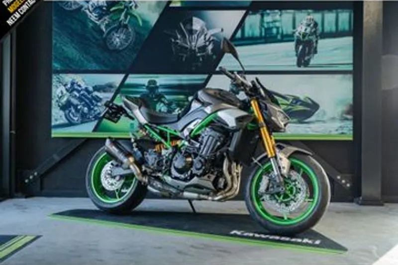 Kawasaki Z 900 se (2026)
