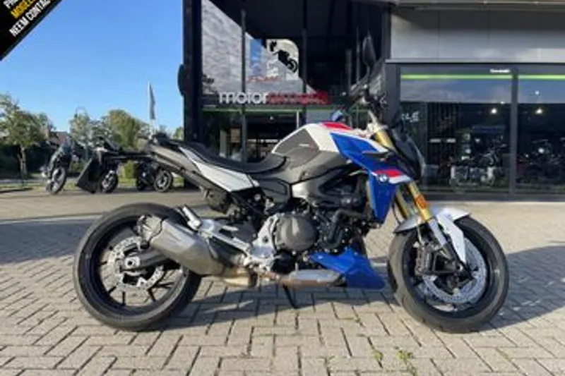 BMW F 900 R (2024)