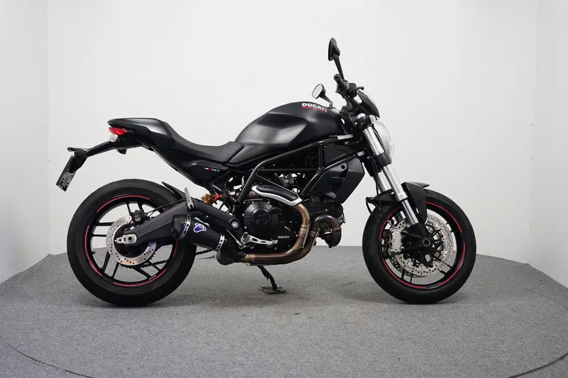 Ducati Monster 797 (2017)