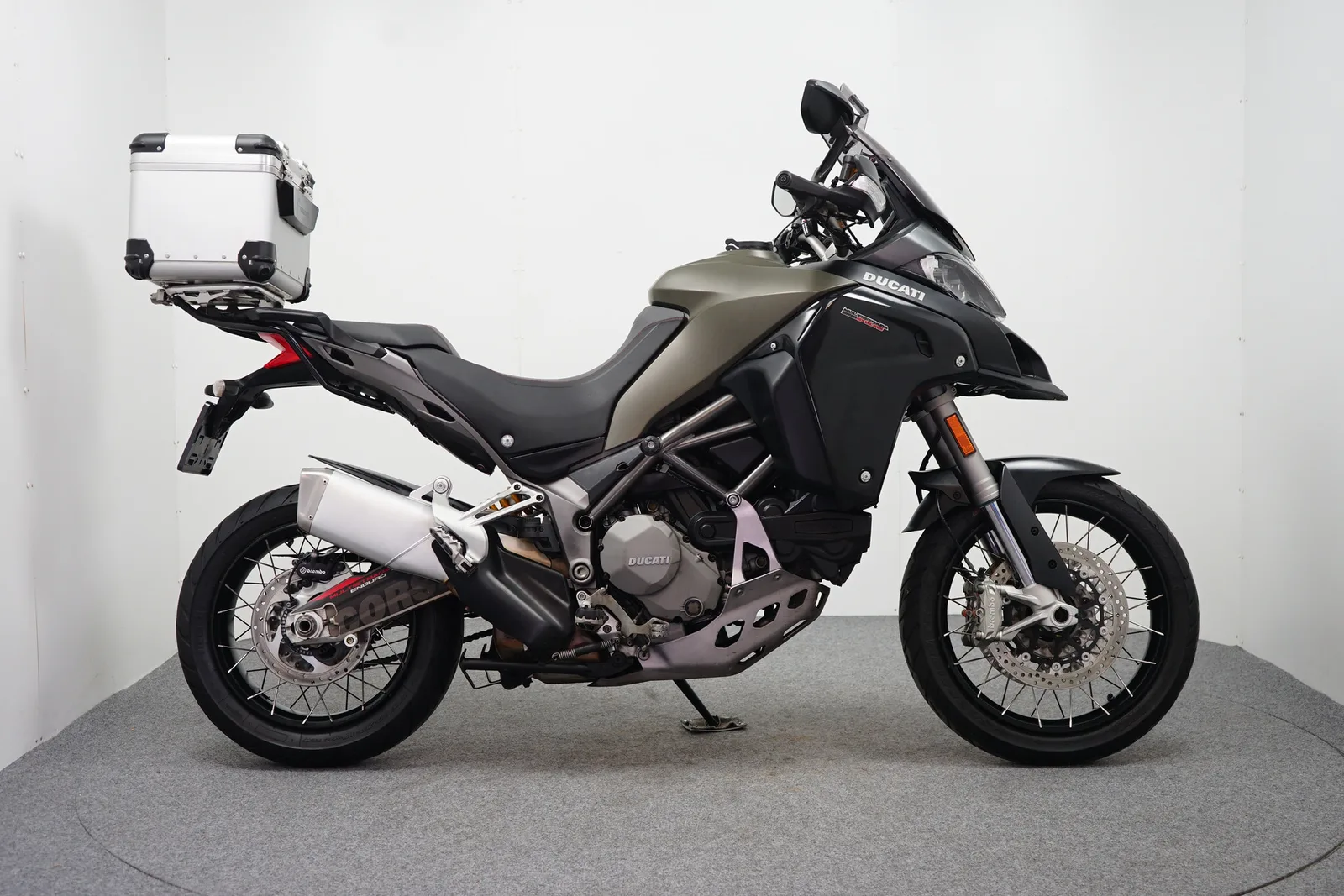 Ducati Multistrada 1200 Enduro (2016) — foto 1