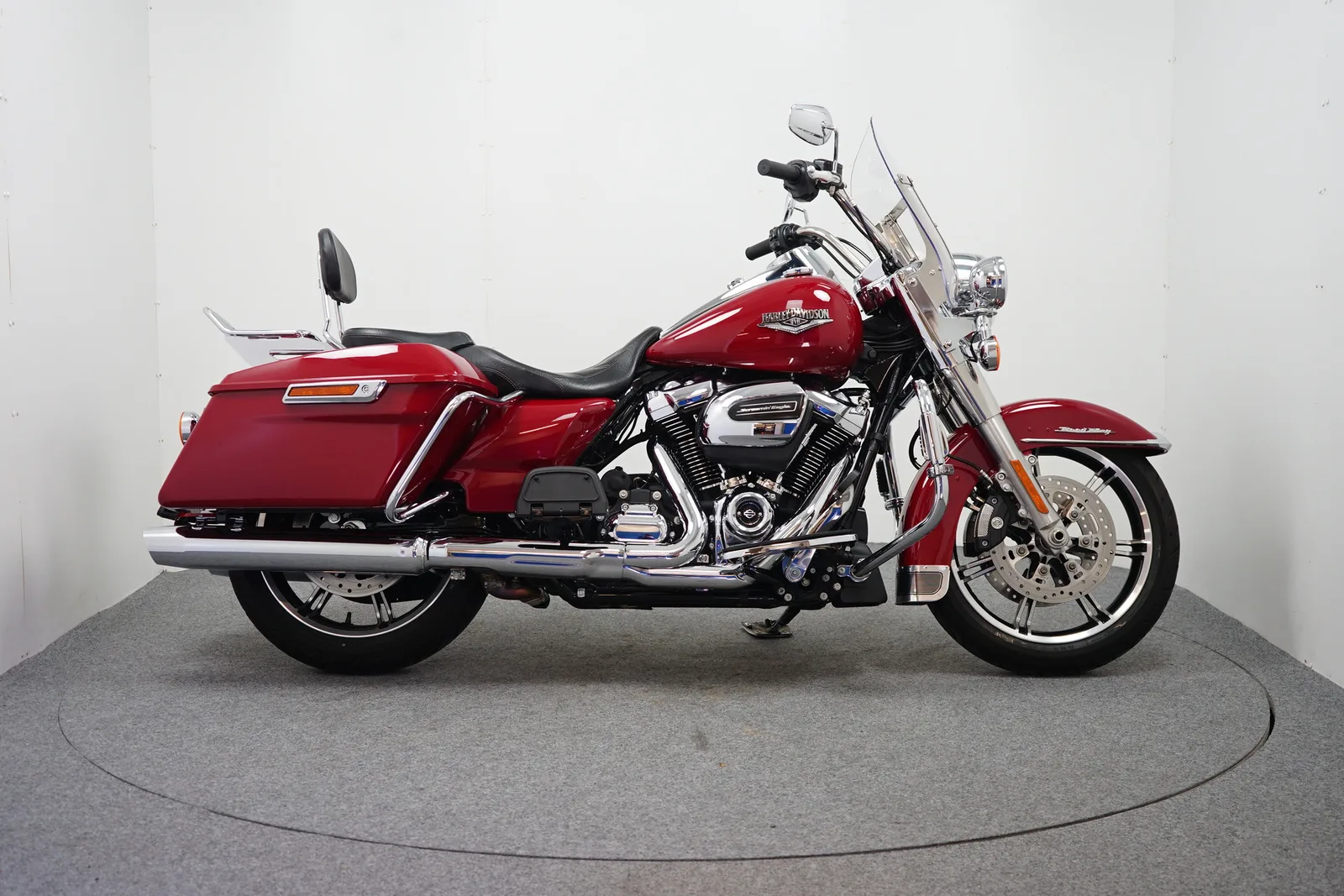 Harley-Davidson Road King (2022) — foto 1