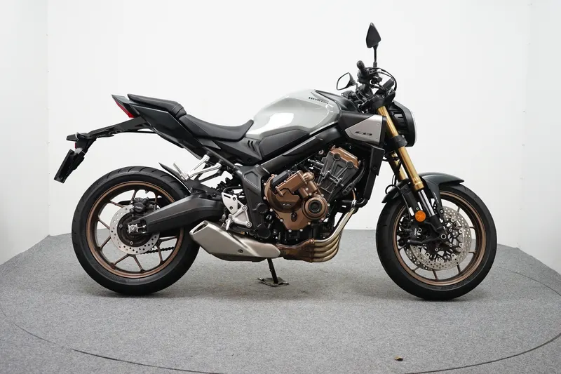 Honda CB650R (2025)