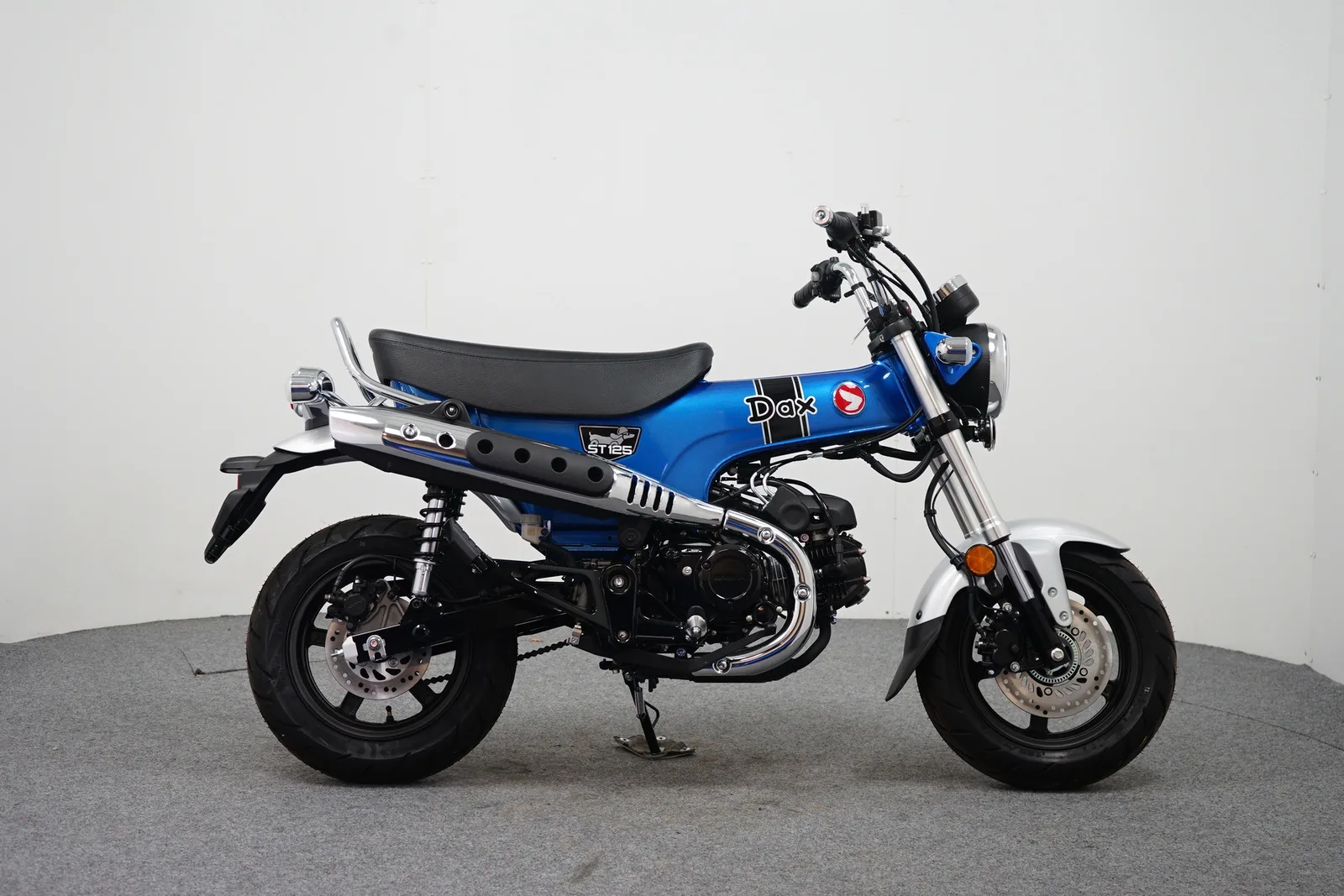 Honda ST 125 A DAX (2024) — foto 1