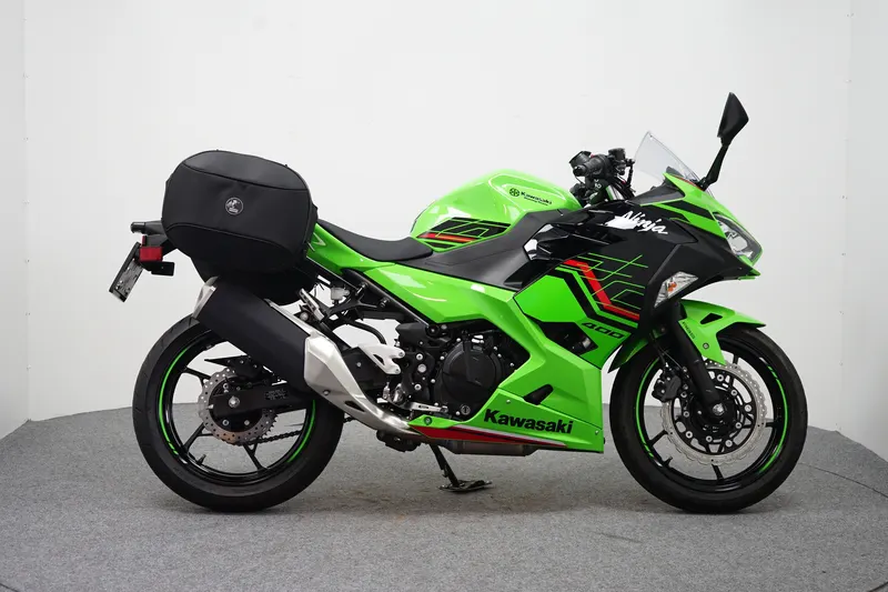 Kawasaki Ninja 400 (2023)