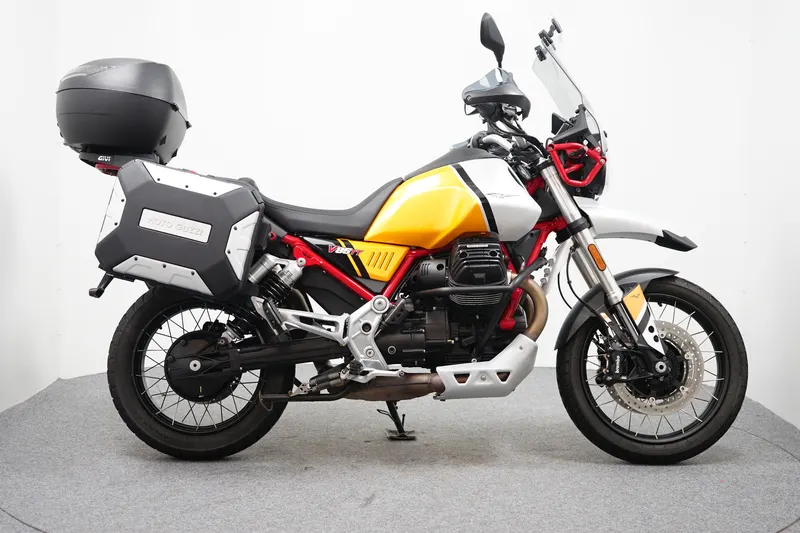 Moto Guzzi V85 TT (2022)