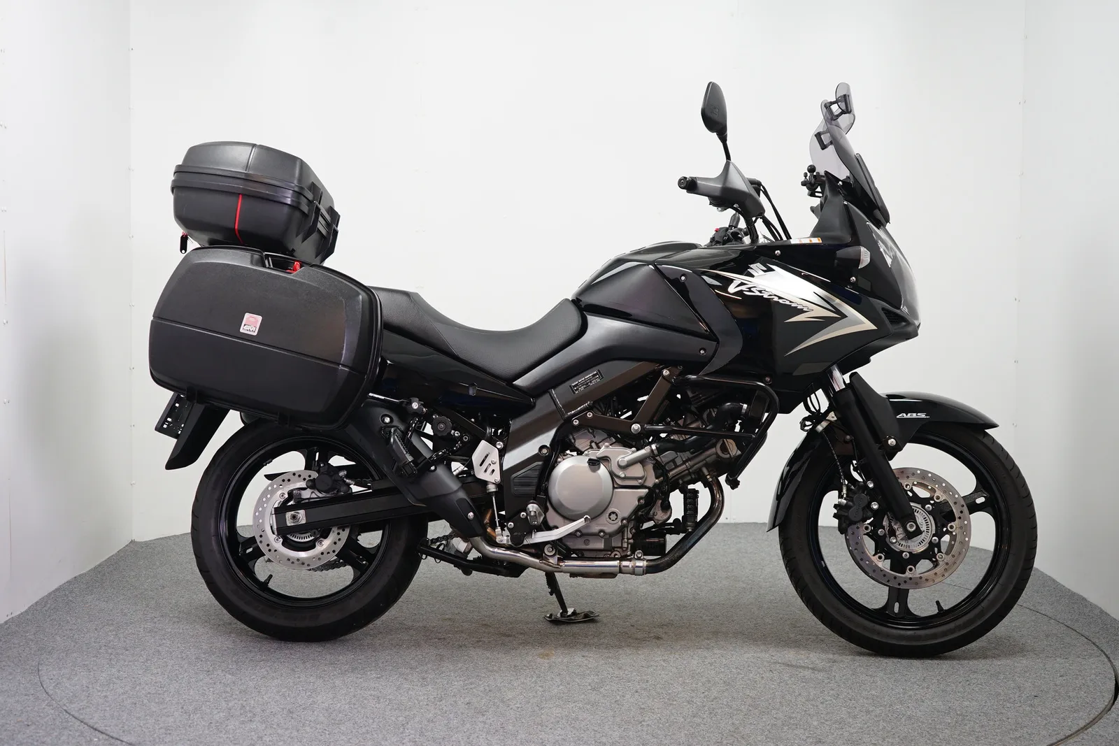 Suzuki 26.975 km (2011) — foto 1
