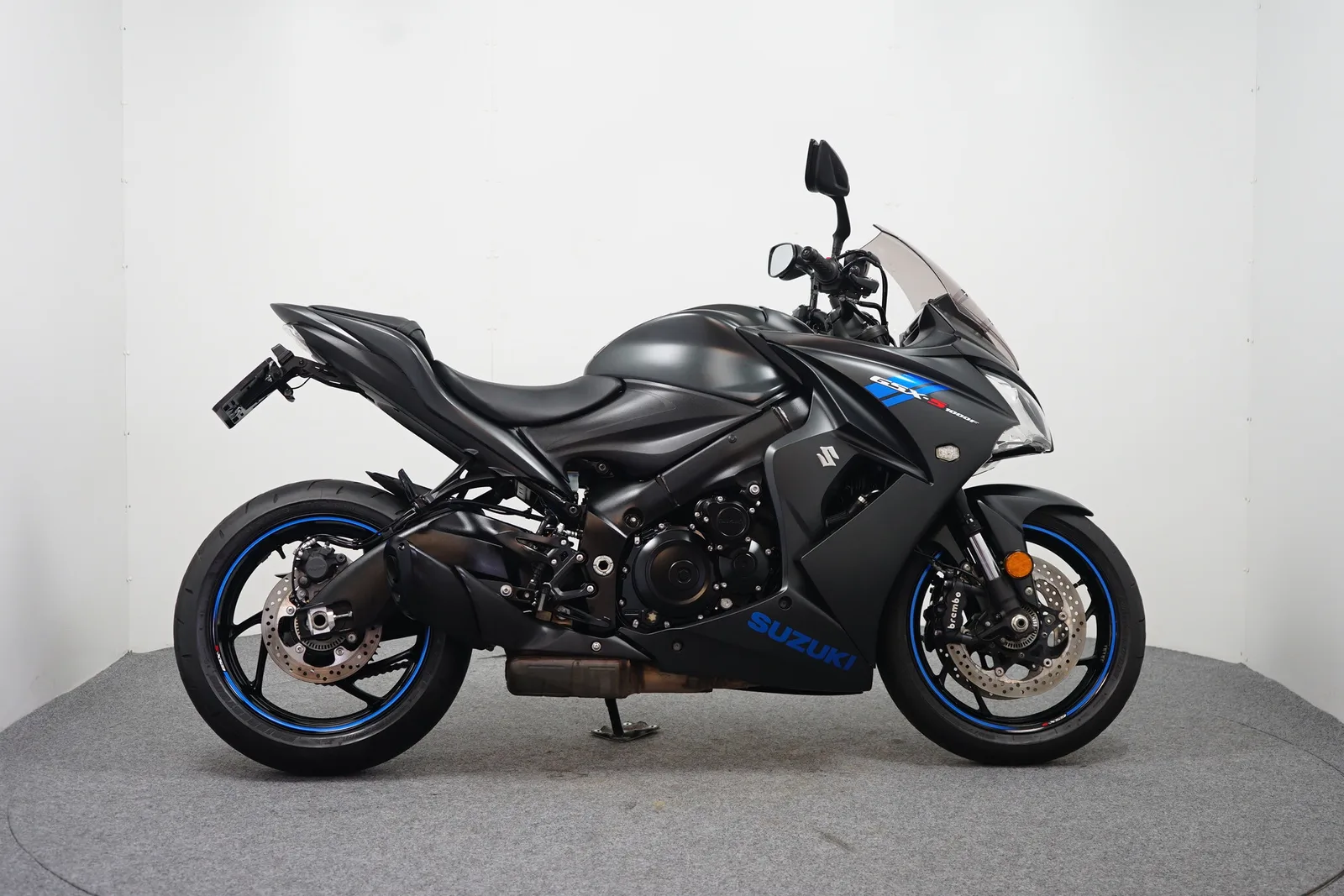 Suzuki 19.072 km (2020) — foto 1
