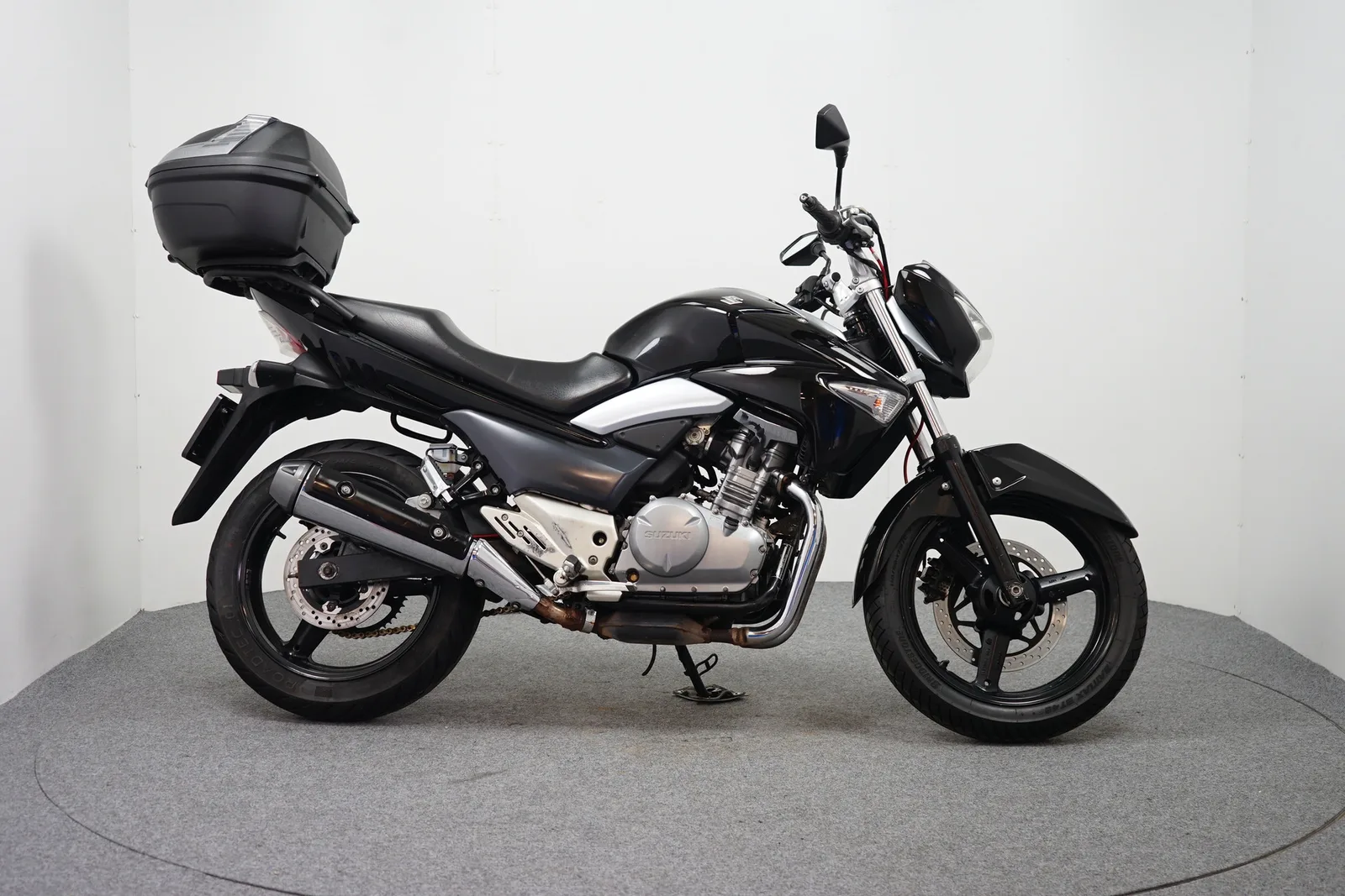 Suzuki GW 250 (2015) — foto 1