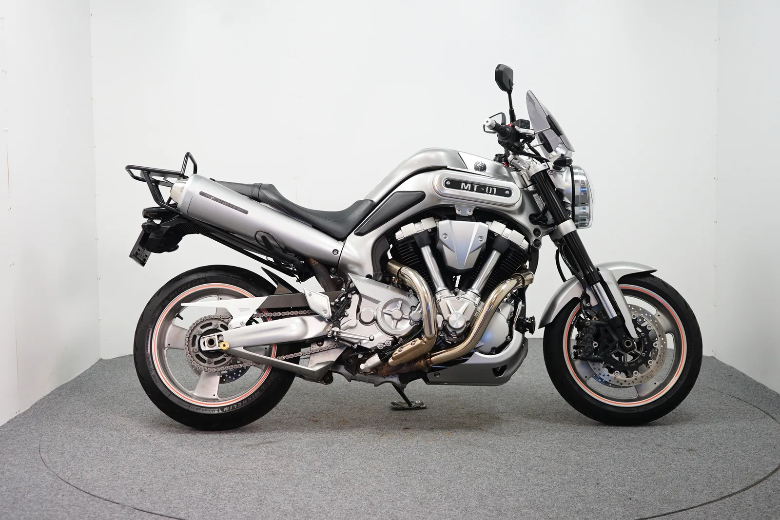 Yamaha MT-01 (2009) — foto 1