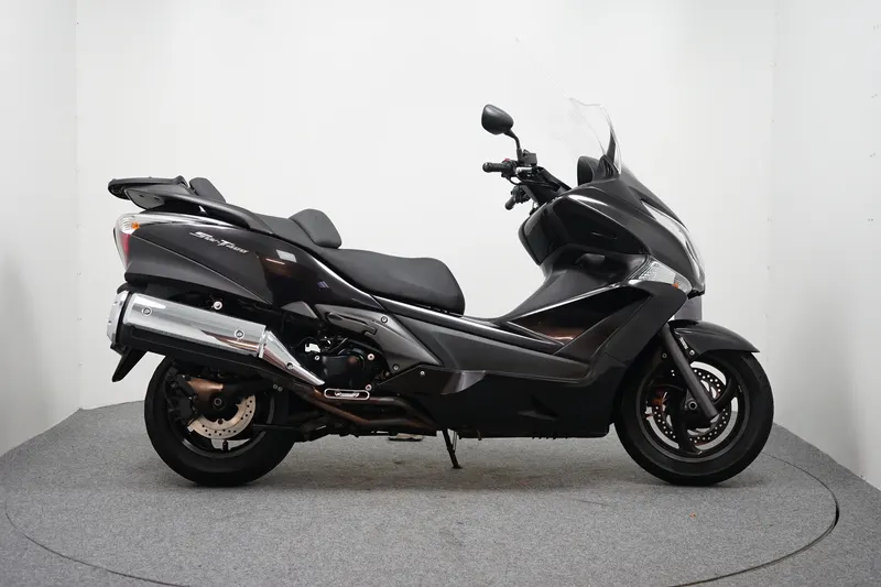 Yamaha Neos (2024)