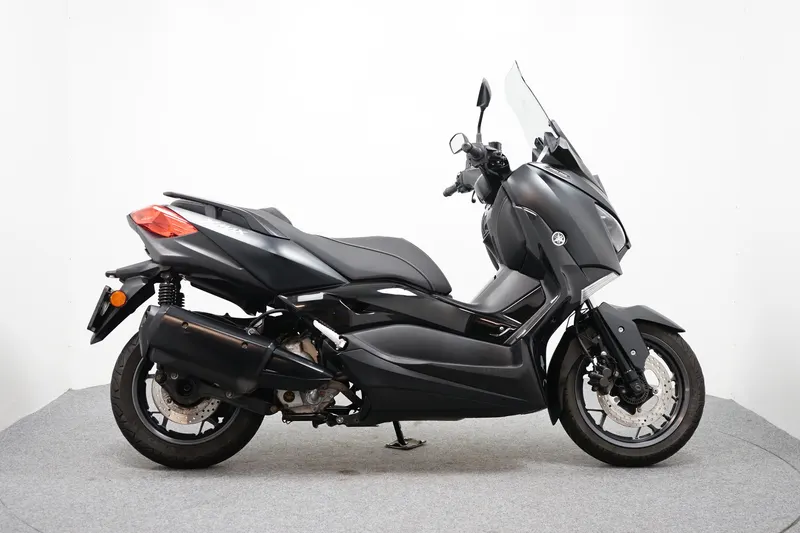 Yamaha X-MAX 300 (2019)