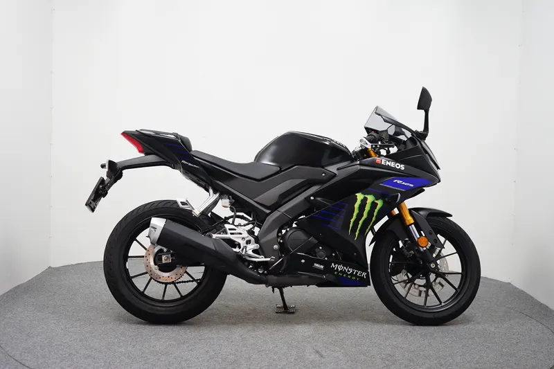 Yamaha YZF-R125 (2023)