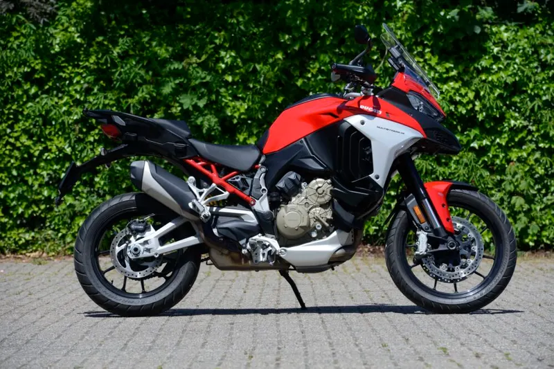 Ducati Multistrada V4 (2022)