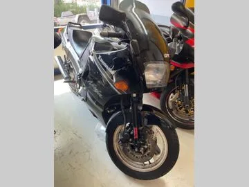 Kawasaki GPX 600 R (1991) — foto 1