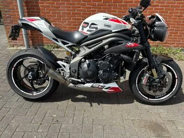 Triumph Speed Triple RS (2020) — foto 1