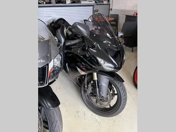 Kawasaki ZX 10R Ninja (2008) — foto 1