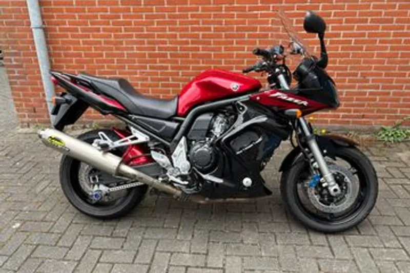 Yamaha FZS 1000 Fazer (2006)