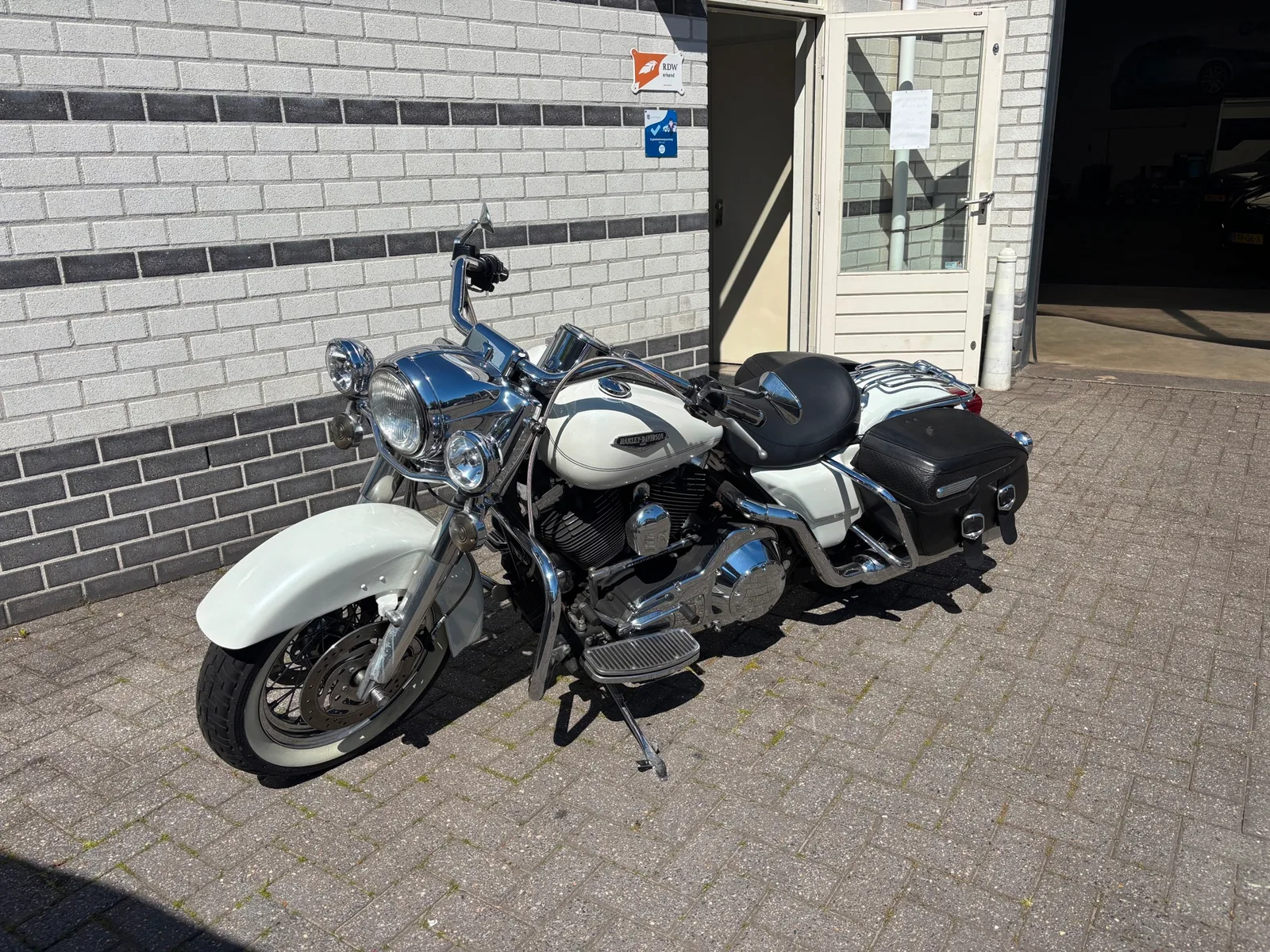 Harley-Davidson 88 FLHRCI Road King Classic (2002) — foto 1