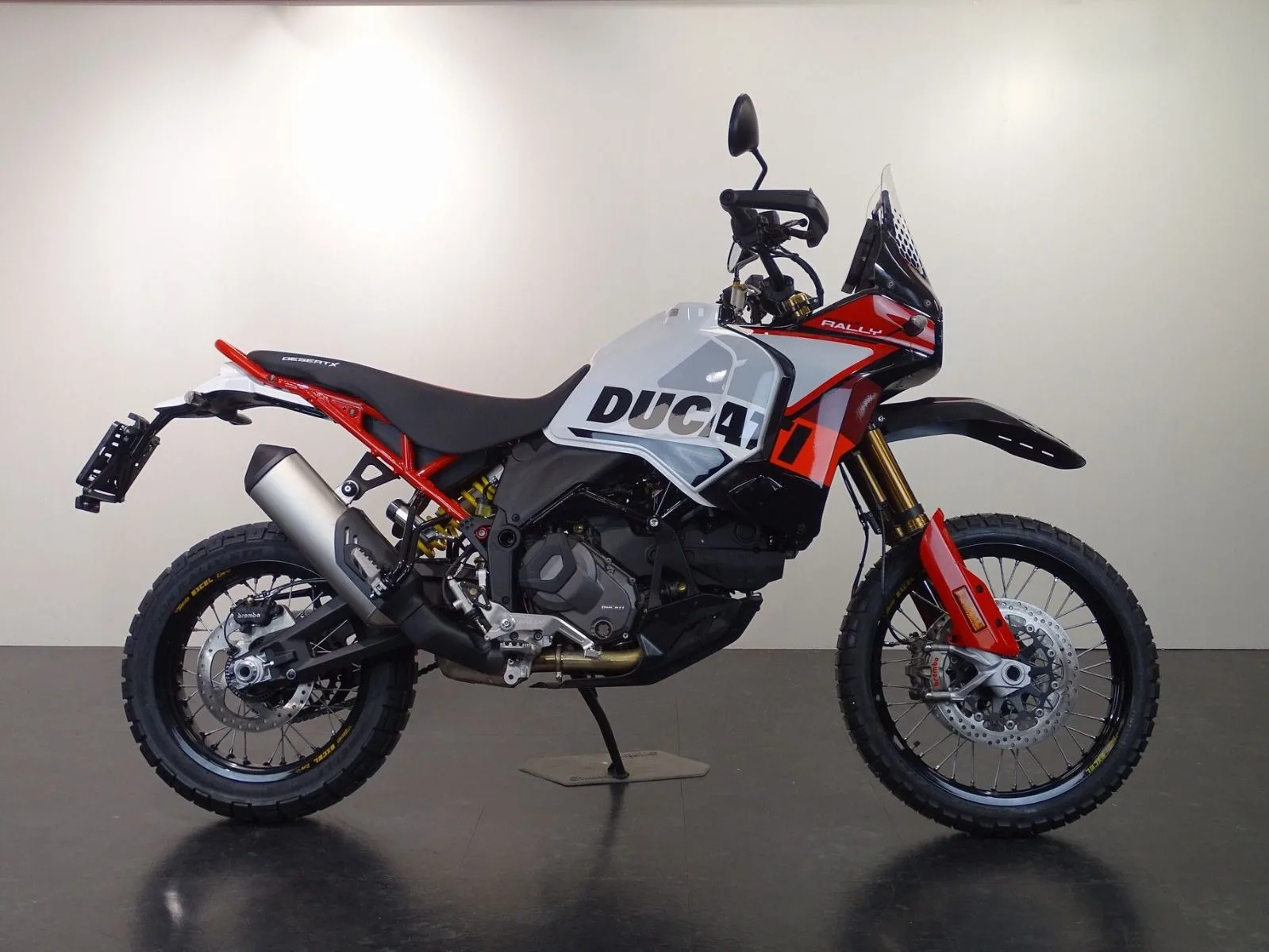 Ducati Desert X Rally (2026) — foto 1