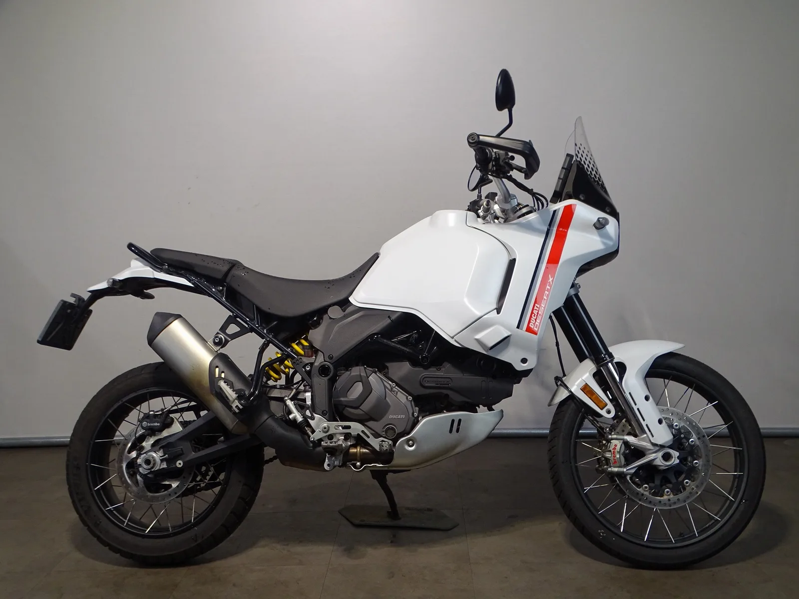 Ducati DesertX (2022) — foto 1