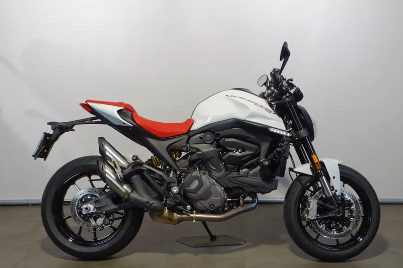 Ducati Monster (2025)