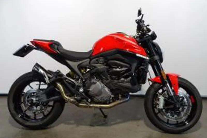 Ducati MONSTER (2023)