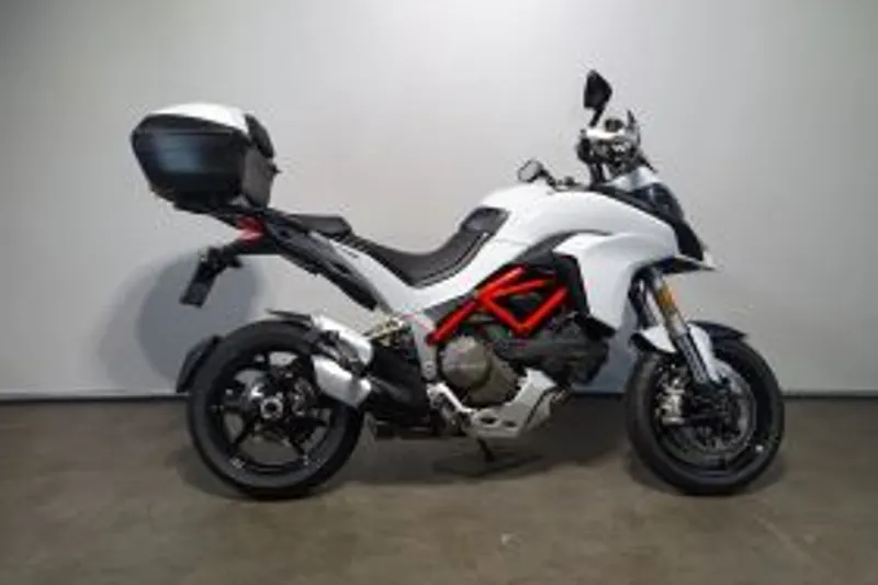 Ducati MULTISTRADA 1200 S TOURING (2016)