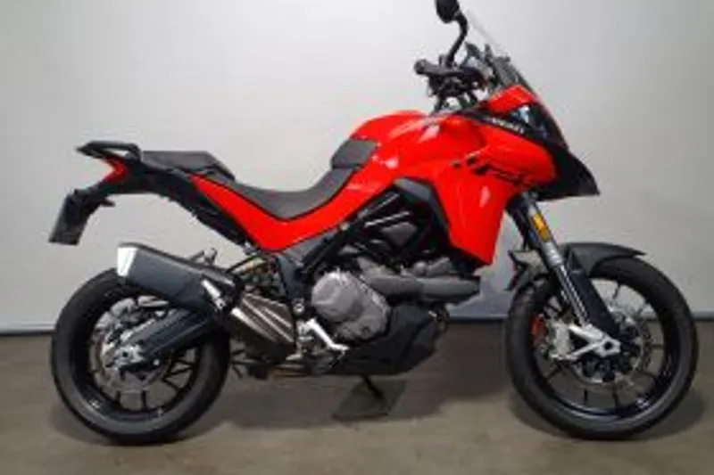 Ducati MULTISTRADA V2 S (2023)