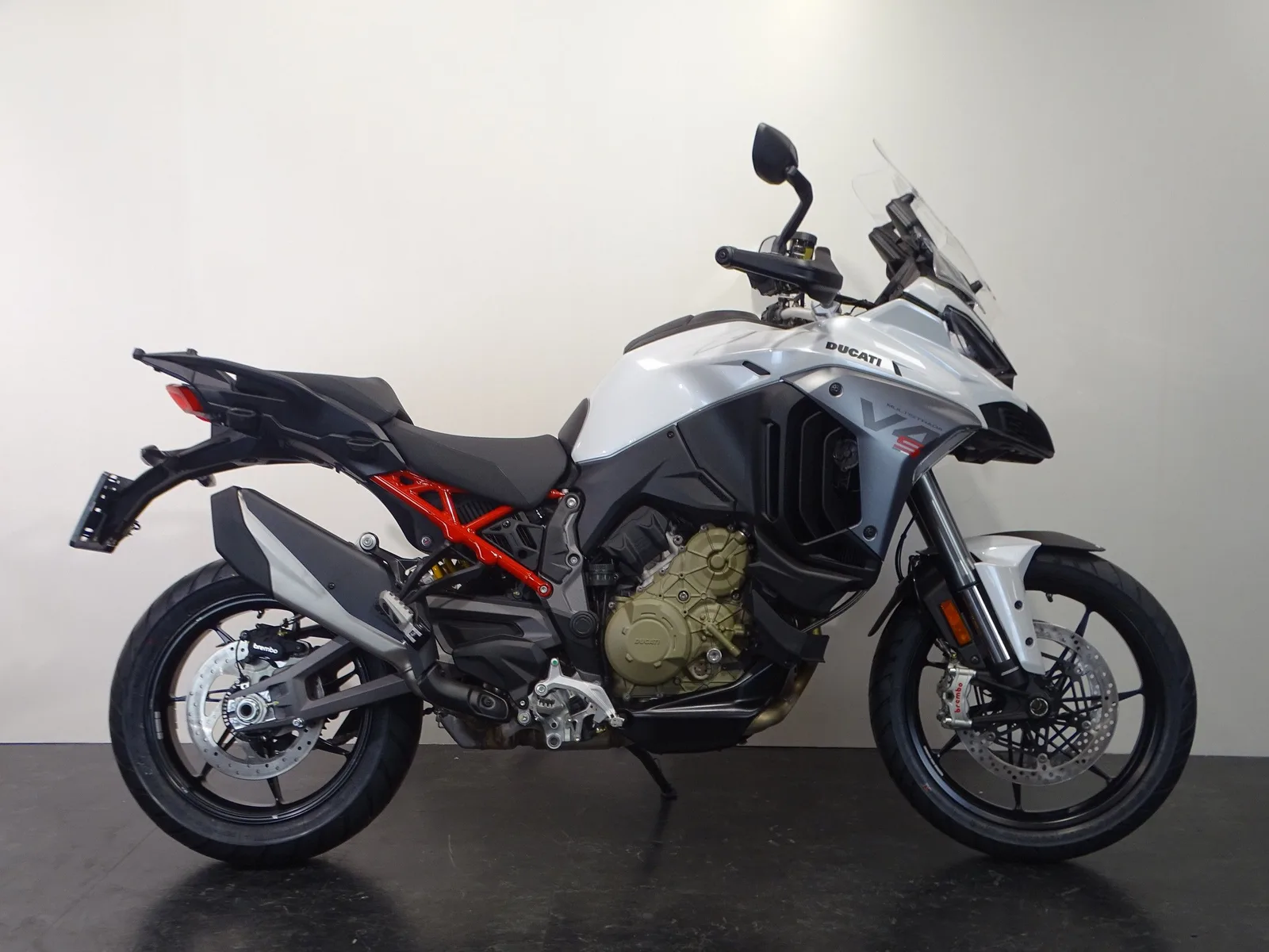 Ducati Multistrada V4S (2025) — foto 1