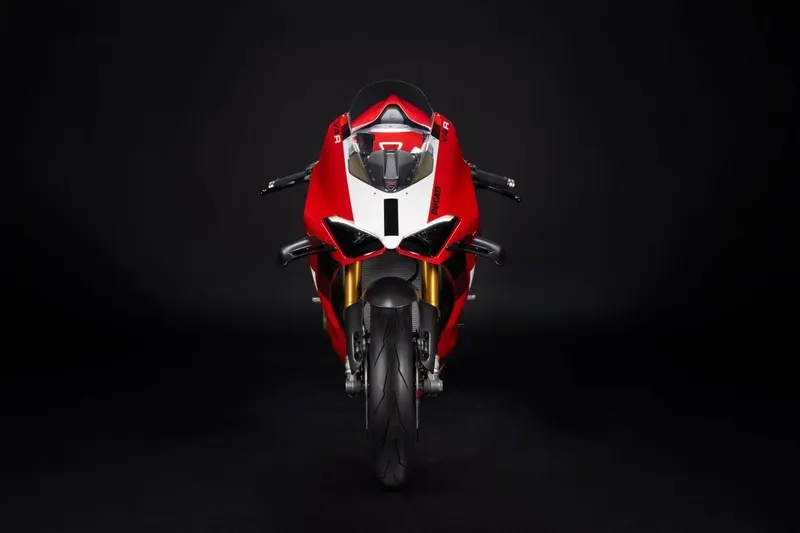 Ducati Panigale V4 R (2024)