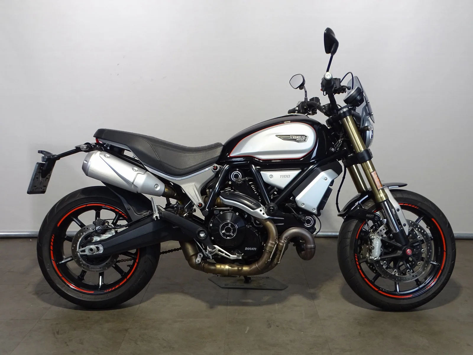 Ducati Scrambler 1100 (2018) — foto 1