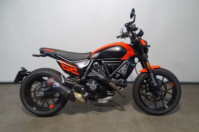 Ducati Scrambler Full Throttle (2023)