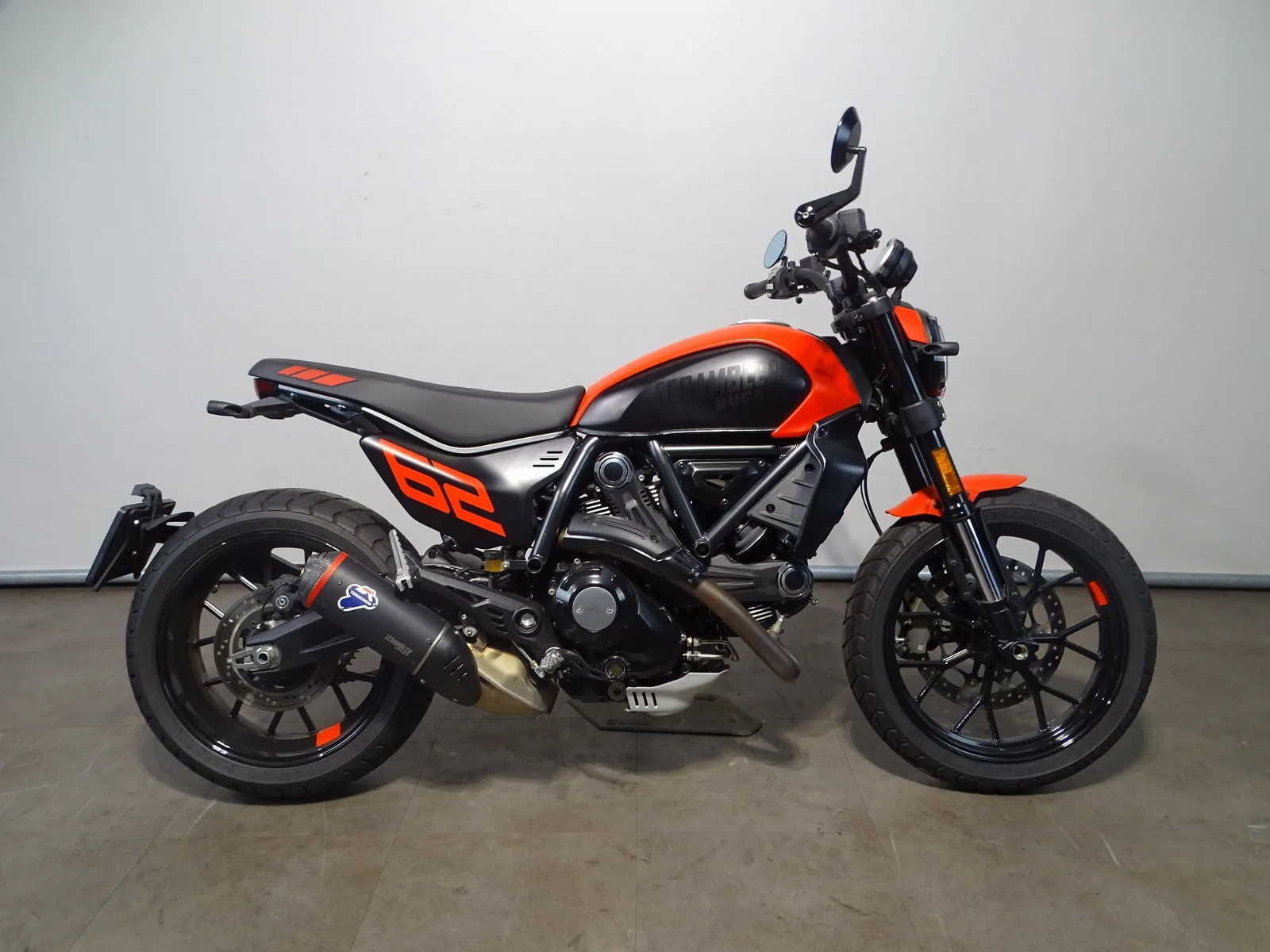 Ducati Scrambler Full Throttle (2023) — foto 1
