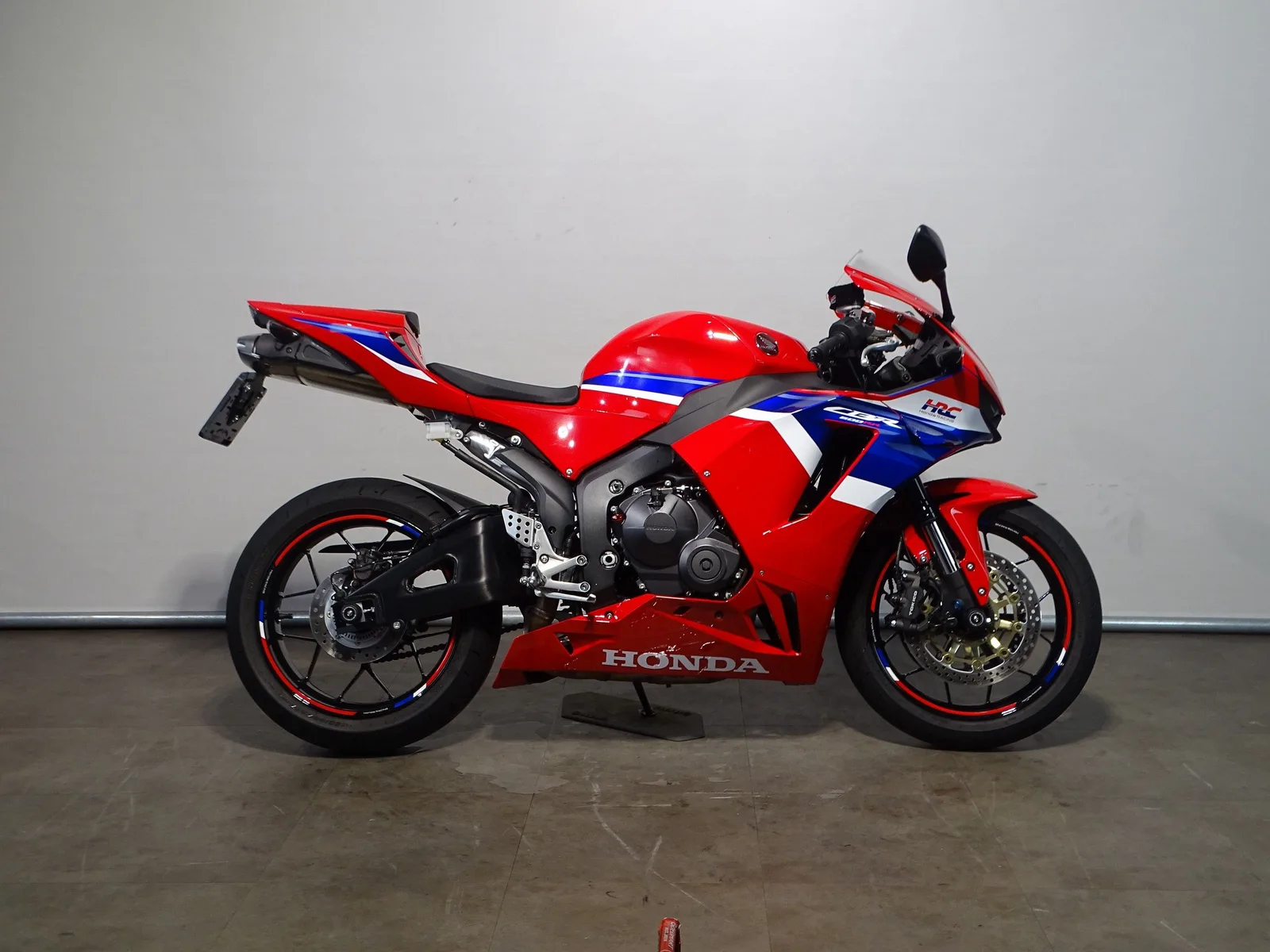 Honda CBR600RR (2025) — foto 1