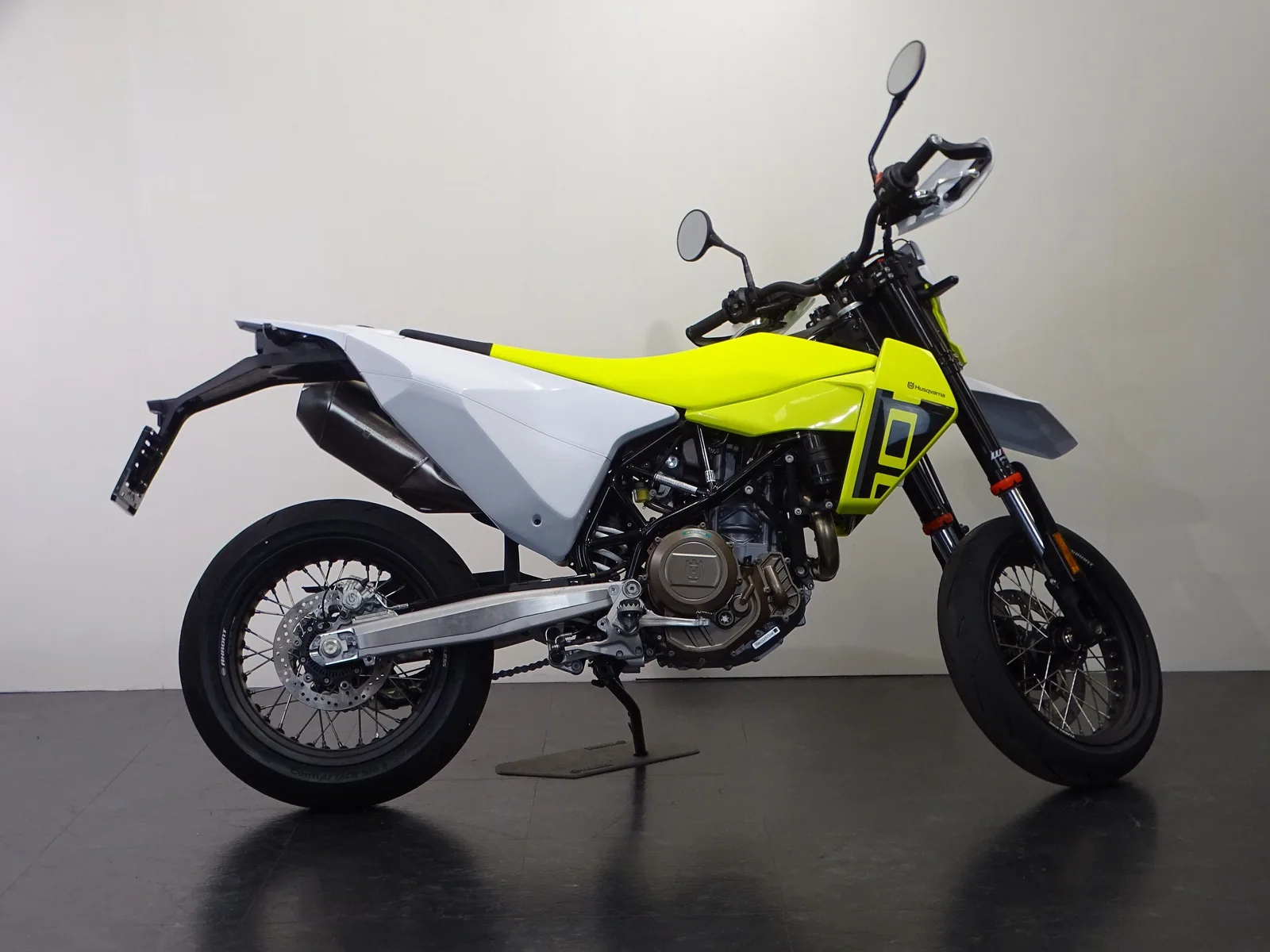 Husqvarna 701 (2026) — foto 1