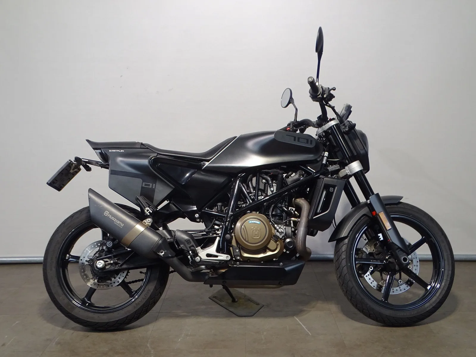 Husqvarna 701 (2021) — foto 1