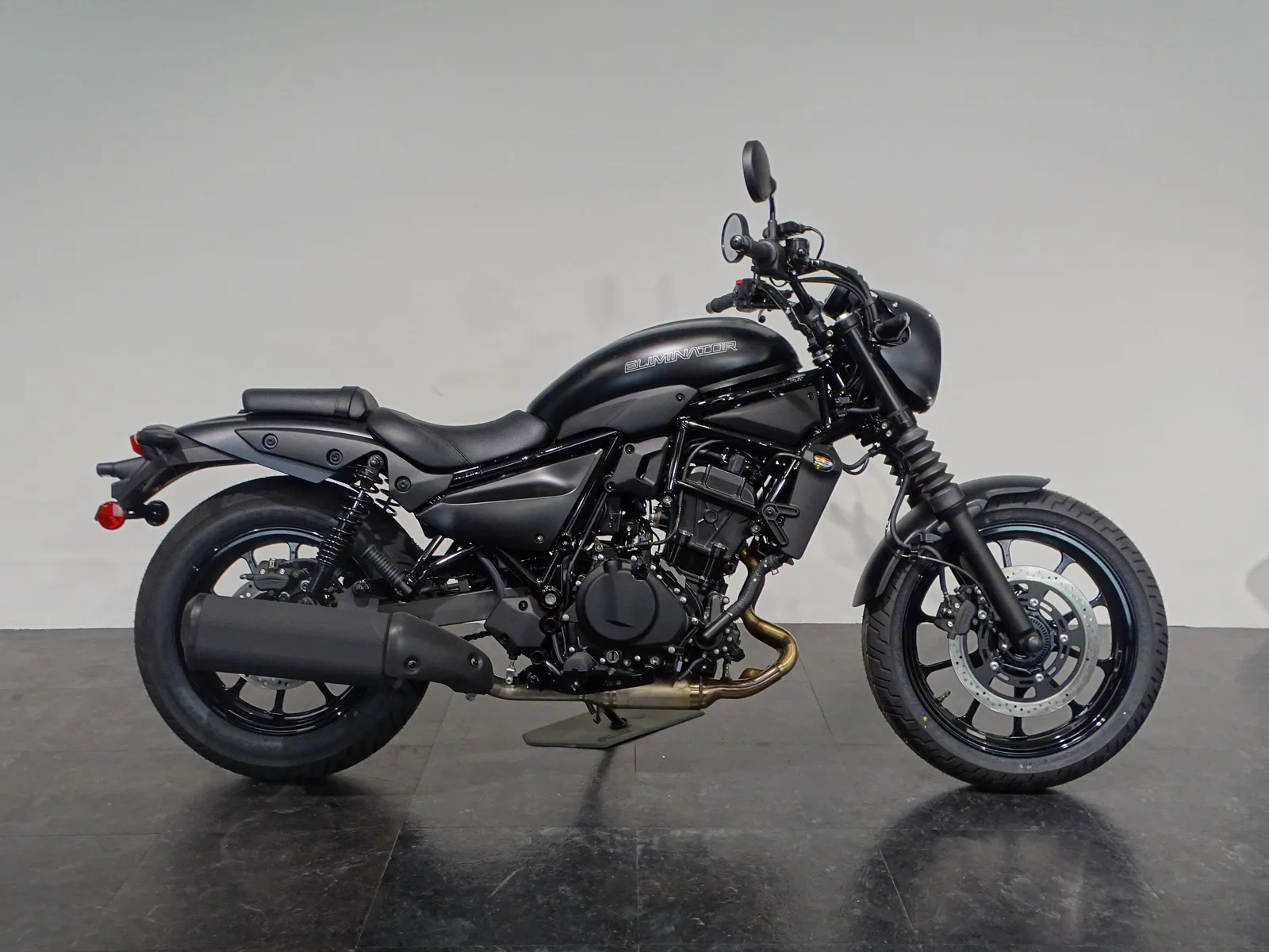 Kawasaki ELIMINATOR 500 SE (2026) — foto 1